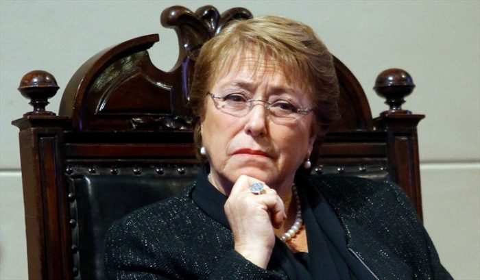 Reunión clave de ministros en La Moneda para afinar anuncio gubernamental en materia de pensiones Reunión clave de ministros en La Moneda para afinar anuncio gubernamental en materia de pensiones