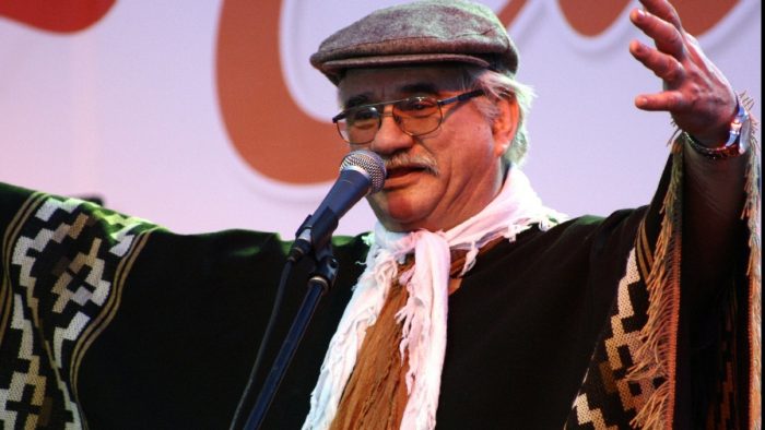 Tito Fernández se despide de los escenarios en último concierto en el Teatro Municipal de Antofagasta