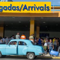 EE.UU. y Cuba restablecen vuelos regulares tras más de 50 años