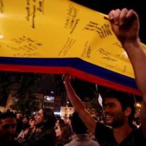 Colombia acaricia la ansiada paz con el acuerdo final entre Gobierno y FARC