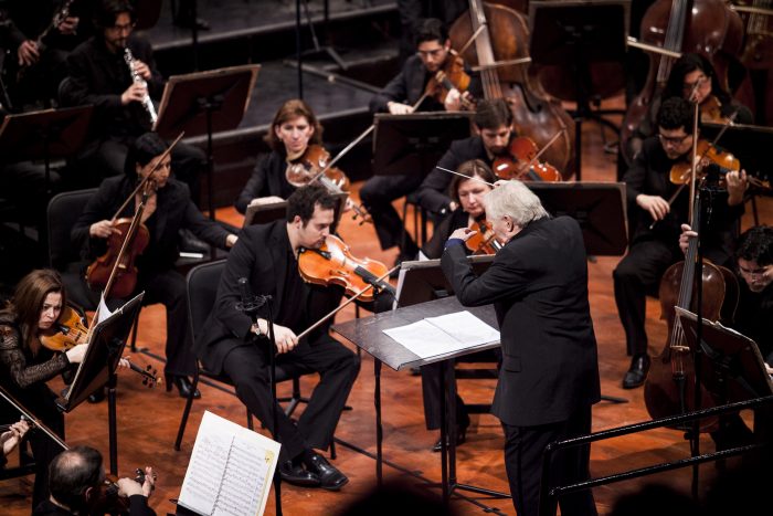 La magia de Mozart y el talento del maestro Sanderling en nuevo concierto de la Sinfónica