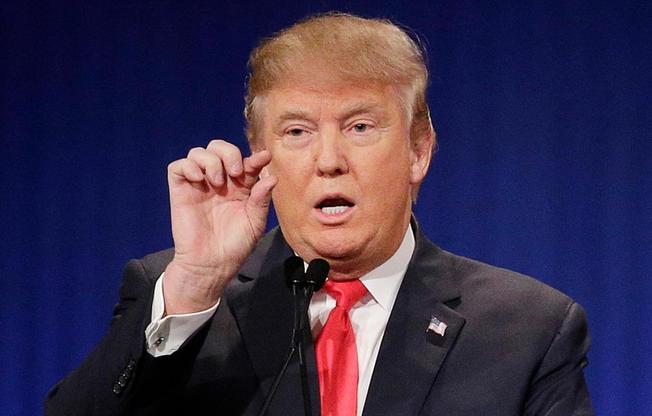 Critican “menosprecio” de Donald Trump a padres de soldado musulmán Critican