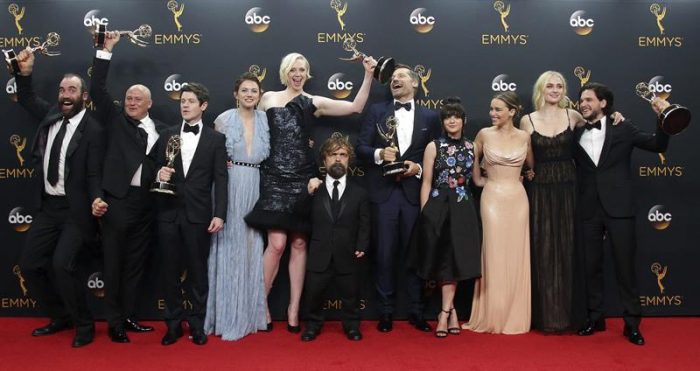«Game of Thrones» extiende su dominio implacable en la televisión con 12 Emmy «Game of Thrones» extiende su dominio implacable en la televisión con 12 Emmy