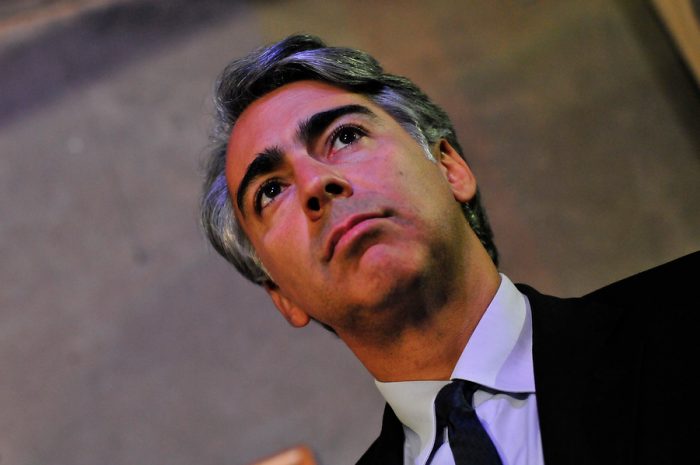 MEO se lanza a la presidencial y sale a pegarle con todo a Lagos: “Los políticos que se creen superiores, semidioses o mesías que vienen a salvar al país no conectan con la realidad” MEO se lanza a la presidencial y sale a pegarle con todo a Lagos: “Los políticos que se creen superiores, semidioses o mesías que vienen a salvar al país no conectan con la realidad”
