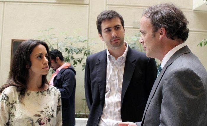 Chile Vamos emplaza al Gobierno por financiamiento irregular de ministro Undurraga Chile Vamos emplaza al Gobierno por financiamiento irregular de ministro Undurraga