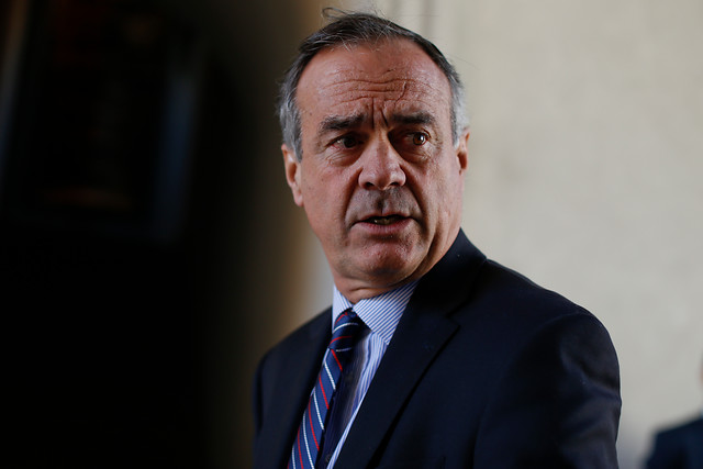 Walker, Zaldívar y Pizarro refutan a ex ministro Arenas: «Conocía mejor que nadie las posturas de la DC en los temas más sensibles» Walker, Zaldívar y Pizarro refutan a ex ministro Arenas: