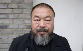 Condenan a 12 años de cárcel al abogado de Ai Weiwei y otros activistas