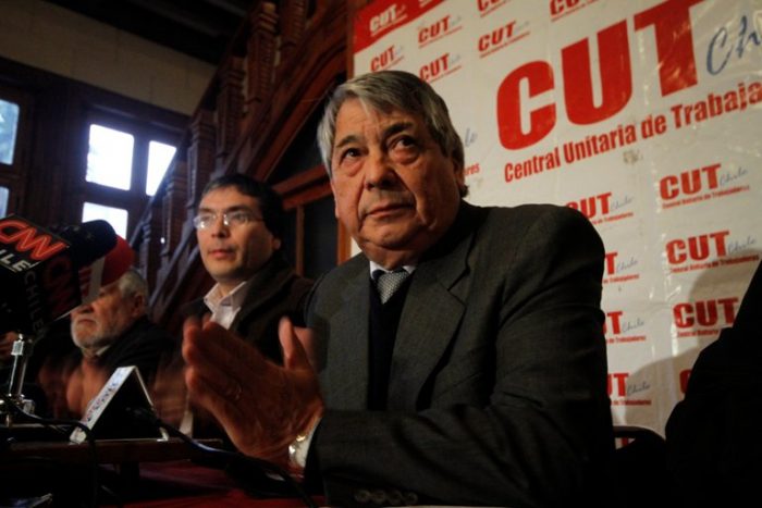Arturo Martínez, emblemático dirigente de la CUT, prepara un movimiento paralelo a la multisindical Arturo Martínez, emblemático dirigente de la CUT, prepara un movimiento paralelo a la multisindical