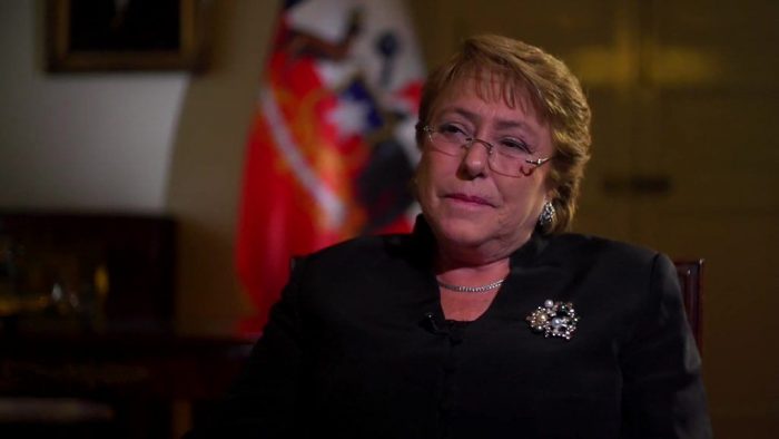 Presidenta escuchó a su ministro de Hacienda y presentó el presupuesto más austero en 13 años pero con espacio para aumentar pensiones solidarias en 10% Presidenta escuchó a su ministro de Hacienda y presentó el presupuesto más austero en 13 años pero con espacio para aumentar pensiones solidarias en 10%