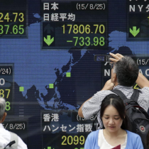 Principales bolsas en el mundo cayeron con fuerza ante posibilidad de un alza de tasas de la Fed este mes