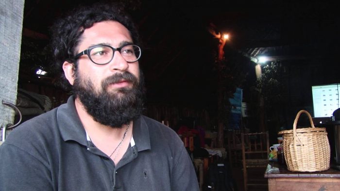 CNCA da marcha atrás y otorga premio a fotógrafo ligado a causa mapuche CNCA da marcha atrás y otorga premio a fotógrafo ligado a causa mapuche