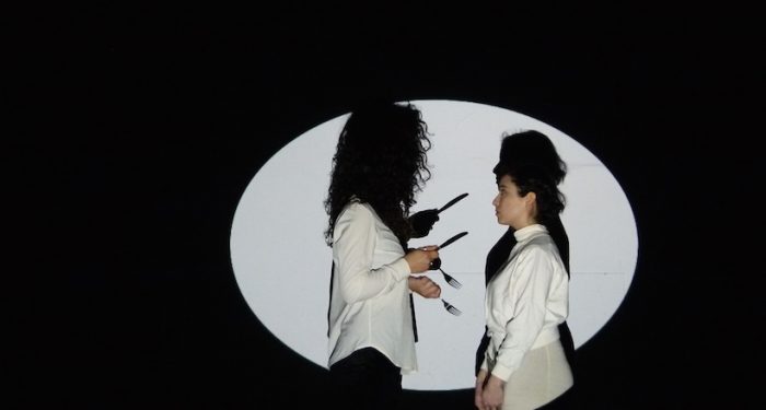 Obra «Telepatía: la nostalgia del cuerpo» de la Compañía Persona en Teatro del Puente, hasta el 13 de octubre Obra «Telepatía: la nostalgia del cuerpo» de la Compañía Persona en Teatro del Puente, hasta el 13 de octubre