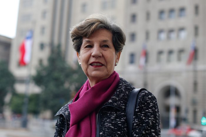 Isabel Allende sale a desmentir a La Segunda y niega «cumbre» con Lagos Isabel Allende sale a desmentir a La Segunda y niega