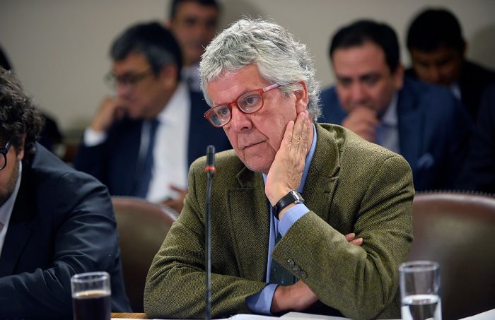 La salida que explora La Moneda para arreglar el lío del padrón electoral La salida que explora La Moneda para arreglar el lío del padrón electoral