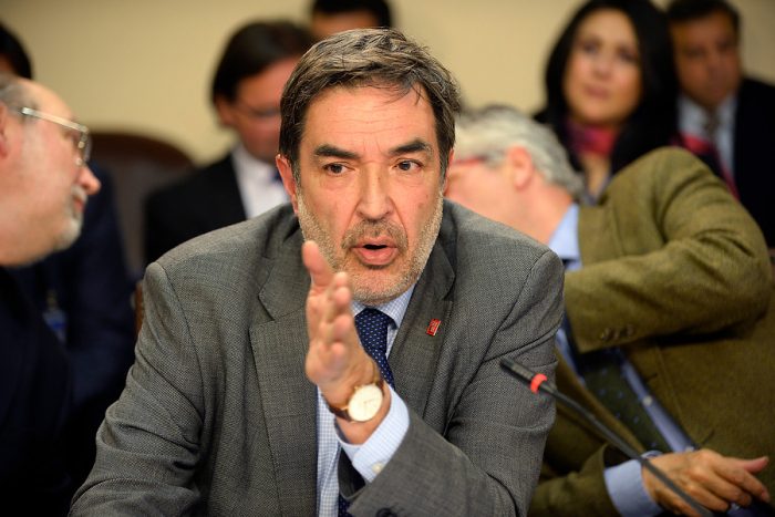 Las dudas oficialistas sobre el conflictivo estilo de Santamaría a la cabeza del Servel Las dudas oficialistas sobre el conflictivo estilo de Santamaría a la cabeza del Servel