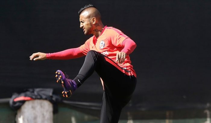 Llueve sobre mojado para la Roja: Vidal sufre de cuadro febril Llueve sobre mojado para la Roja: Vidal sufre de cuadro febril