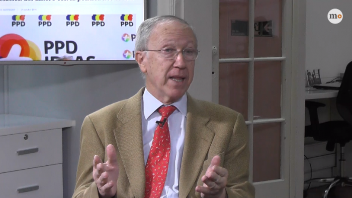 Carlos Huneeus: “El voto voluntario favorece la abstención y las desigualdades socioeconómicas” Carlos Huneeus: “El voto voluntario favorece la abstención y las desigualdades socioeconómicas”