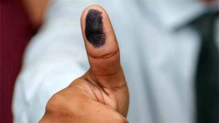 ¿Por qué no entintamos el dedo pulgar para votar? Diputados quieren que regrese junto al voto obligatorio ¿Por qué no entintamos el dedo pulgar para votar? Diputados quieren que regrese junto al voto obligatorio