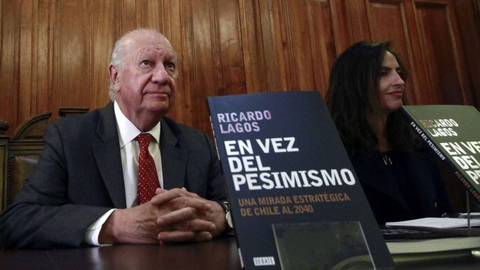 «En vez del pesimismo» de Ricardo Lagos, un libro moderado y sin profundidad «En vez del pesimismo» de Ricardo Lagos, un libro moderado y sin profundidad