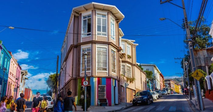Lanzamiento libro “Barrio puerto. Los orígenes de la bohemia en Valparaíso” en Sociedad Chilena de Historia y Geografía, 13 de octubre Lanzamiento libro “Barrio puerto. Los orígenes de la bohemia en Valparaíso” en Sociedad Chilena de Historia y Geografía, 13 de octubre
