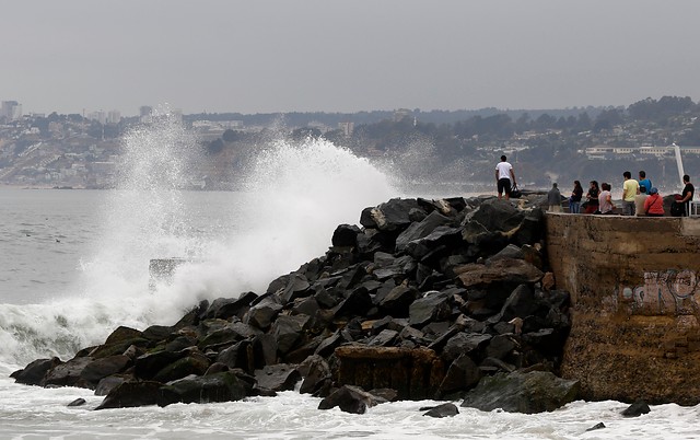 Armada alerta formación de olas de 4 metros en litoral central Armada alerta formación de olas de 4 metros en litoral central