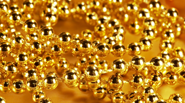 Chileno es pionero a nivel mundial en usar nanopartículas de oro en terapia contra el Alzheimer Chileno es pionero a nivel mundial en usar nanopartículas de oro en terapia contra el Alzheimer