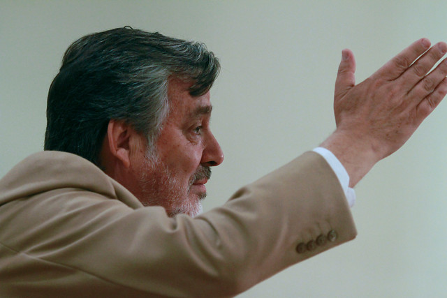 Guillier por rechazo al reajuste: “Hace falta un cambio de timón, esto ya no da para más” Guillier por rechazo al reajuste: “Hace falta un cambio de timón, esto ya no da para más”