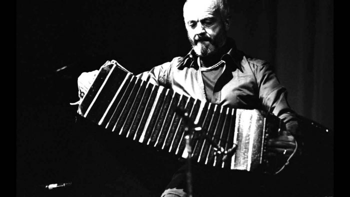 Homenaje a Astor Piazzolla de Solístico de Santiago en Centro Arte Alameda Homenaje a Astor Piazzolla de Solístico de Santiago en Centro Arte Alameda