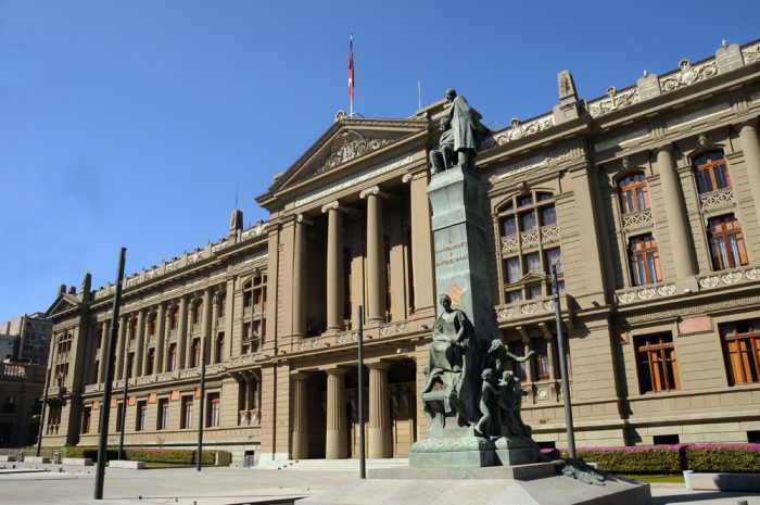 Universidad fantasma otorgó doctorados a altos funcionarios del Poder Judicial Universidad fantasma otorgó doctorados a altos funcionarios del Poder Judicial