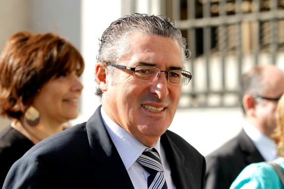 Jorge Pizarro apunta a crisis de gobernabilidad y dice que “tendrán que operar desde la concepción de ser un gobierno minoritario” Jorge Pizarro apunta a crisis de gobernabilidad y dice que