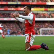 [VIDEO] Alexis confirma victoria del Arsenal anotando doblete