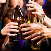 El exceso de alcohol en la adolescencia puede afectar a las futuras generaciones