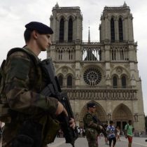 ¿Qué es el Estado de emergencia y por qué Francia lo mantiene 12 meses después de los ataques de París?