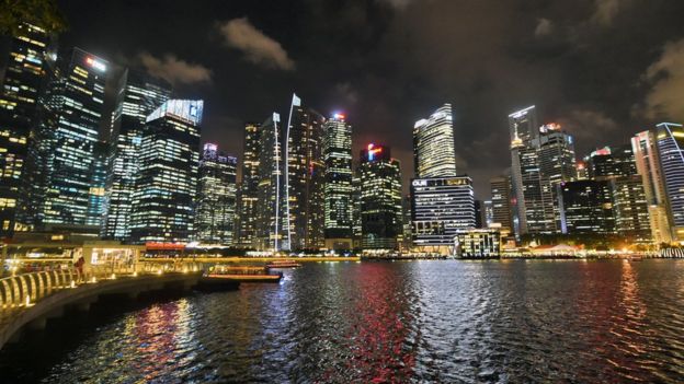 Chile está entre las economías con mayor deuda y Singapur, niño símbolo de la apertura comercial, entre los que lidera el ranking Chile está entre las economías con mayor deuda y Singapur, niño símbolo de la apertura comercial, entre los que lidera el ranking