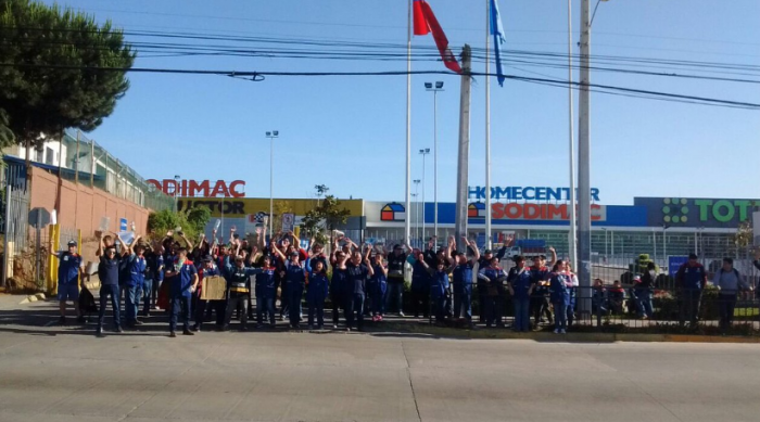 Grupo Solari enfrenta primera huelga de sindicato de Homecenter en medio de bajón de la construcción en el país Grupo Solari enfrenta primera huelga de sindicato de Homecenter en medio de bajón de la construcción en el país