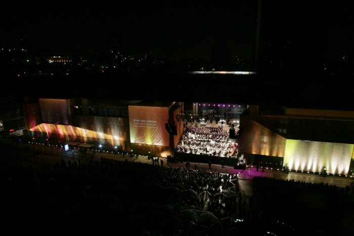 La Alameda se convierte en la sala más gran de Chile para concierto de Cámara gratuito y masivo La Alameda se convierte en la sala más gran de Chile para concierto de Cámara gratuito y masivo