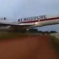 [VIDEO] El estremecedor momento en que un avión de carga se estrella en Colombia dejando 5 muertos