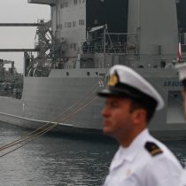 Escándalo sexual en fragata Lynch: Armada rechaza conducta de marinos procesados