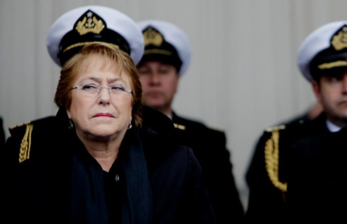 Bachelet recrimina violencia de marinos contra la mujer: 