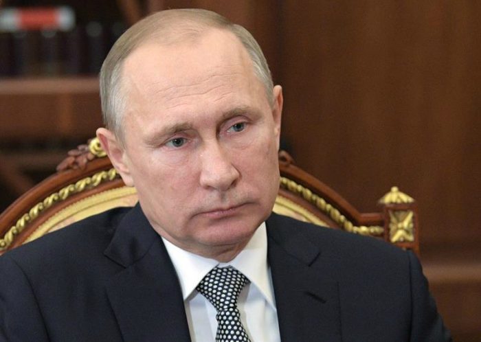 Putin dice que asesinato de embajador en Ankara busca torpedear el arreglo de paz en Siria Putin dice que asesinato de embajador en Ankara busca torpedear el arreglo de paz en Siria