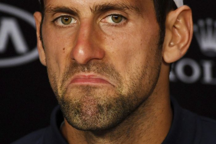 Un favorito menos. Djokovic queda eliminado del Abierto de Australia Un favorito menos. Djokovic queda eliminado del Abierto de Australia