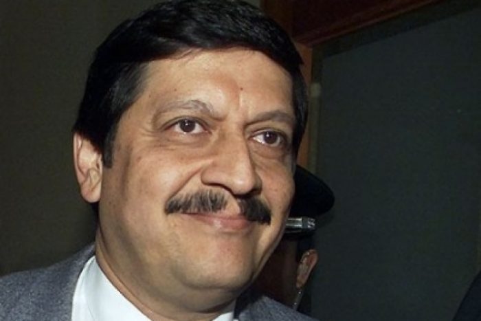 Álvaro Corbalán iniciará huelga de hambre luego de ser sancionado por usar un celular Álvaro Corbalán iniciará huelga de hambre luego de ser sancionado por usar un celular