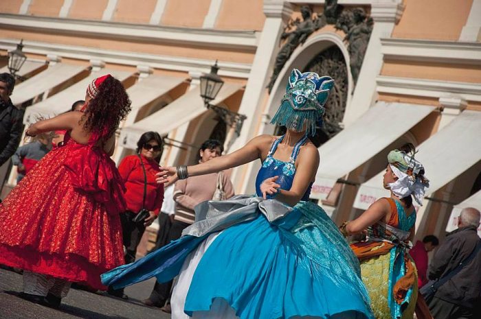 Hecho en BAJ: Música, Danza y Teatro gratis en parque Quinta Normal Hecho en BAJ: Música, Danza y Teatro gratis en parque Quinta Normal