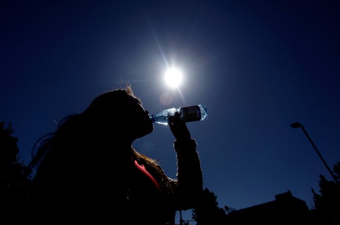 Un otoño veraniego: Zona central registrará temperaturas máximas “sobre lo normal” durante este trimestre Un otoño veraniego: Zona central registrará temperaturas máximas