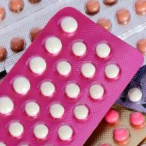 Laboratorio Andrómaco quita del mercado pastillas anticonceptivas Serenata 20 tras alerta del Sernac y el Instituto de Salud Pública