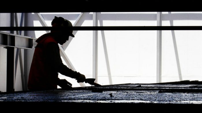Encuesta Casen: más trabajo, peores sueldos Encuesta Casen: más trabajo, peores sueldos