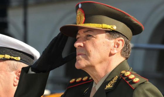 Ex jefe del Ejército Argentino durante el kirchnerismo fue detenido por violaciones a los derechos humanos