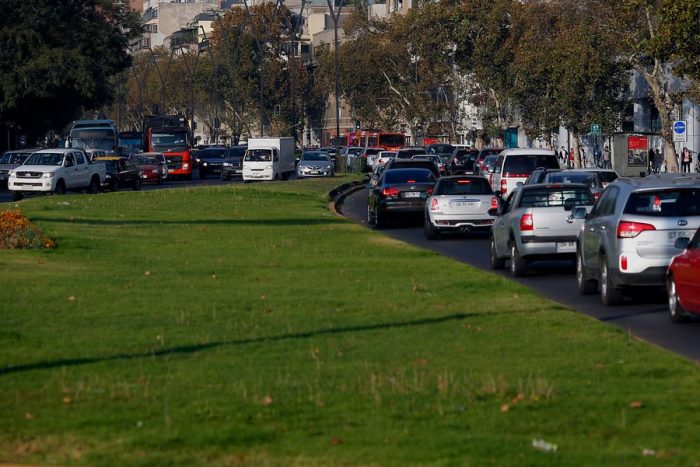 Santiago entre las 10 ciudades del mundo con peor tráfico en hora punta