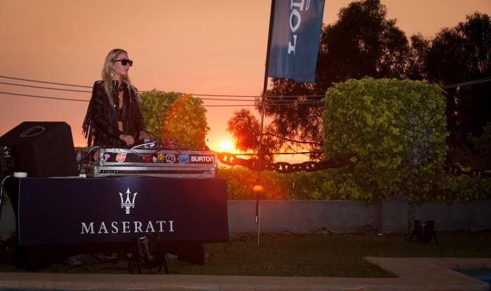 Sunset Maserati en Zapallar Sunset Maserati en Zapallar