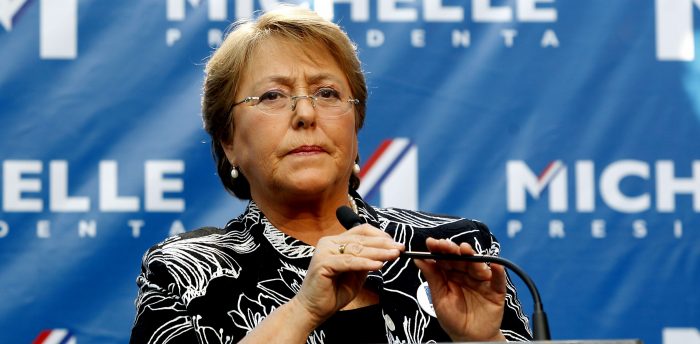 Empresa creada para administrar fondos de campaña de Bachelet entregó su contabilidad a Fiscalía